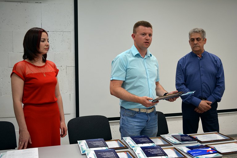 14 июня состоялось награждение выпускников очередного курса «Новичок» в «Учебно-практическом центре систем управления и цифровых технологий»
